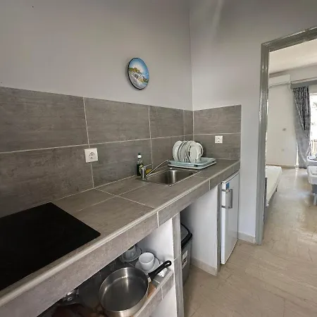 Full House 招待所 卡沃斯