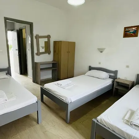 招待所 Full House 卡沃斯