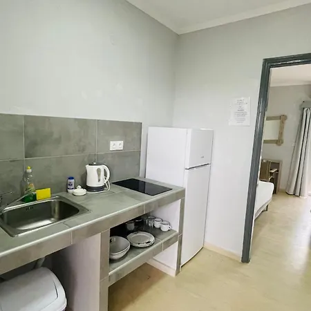 招待所 Full House 3*