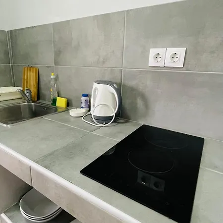 Vendégház Full House