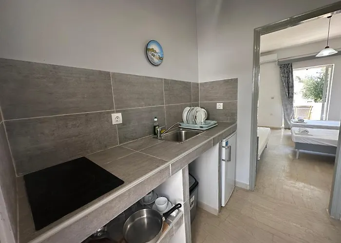 Full House 招待所 卡沃斯