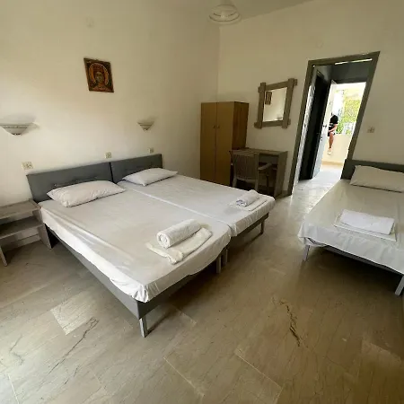 Full House 3* Kavos