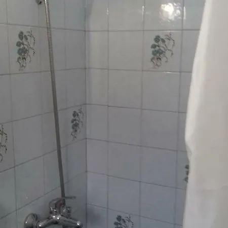 Full House Guest house Kavos